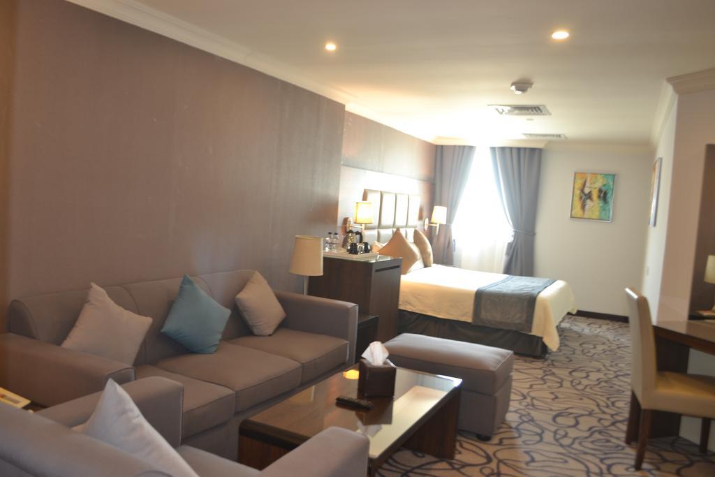 Golden Tulip Al Khobar Hotel Buitenkant foto